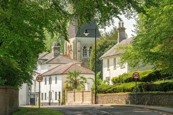 Hampshire Live – Featuring Whitchurch, North Hampshire’s Hidden Gem